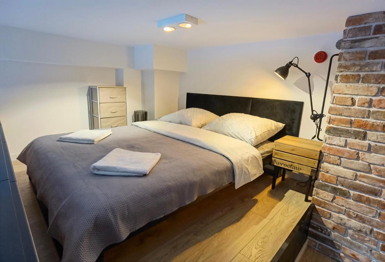 Apartament Loft Studio Airport Blisko Lotniska Zarembowicza Lotnisko Breslavia Esterno foto